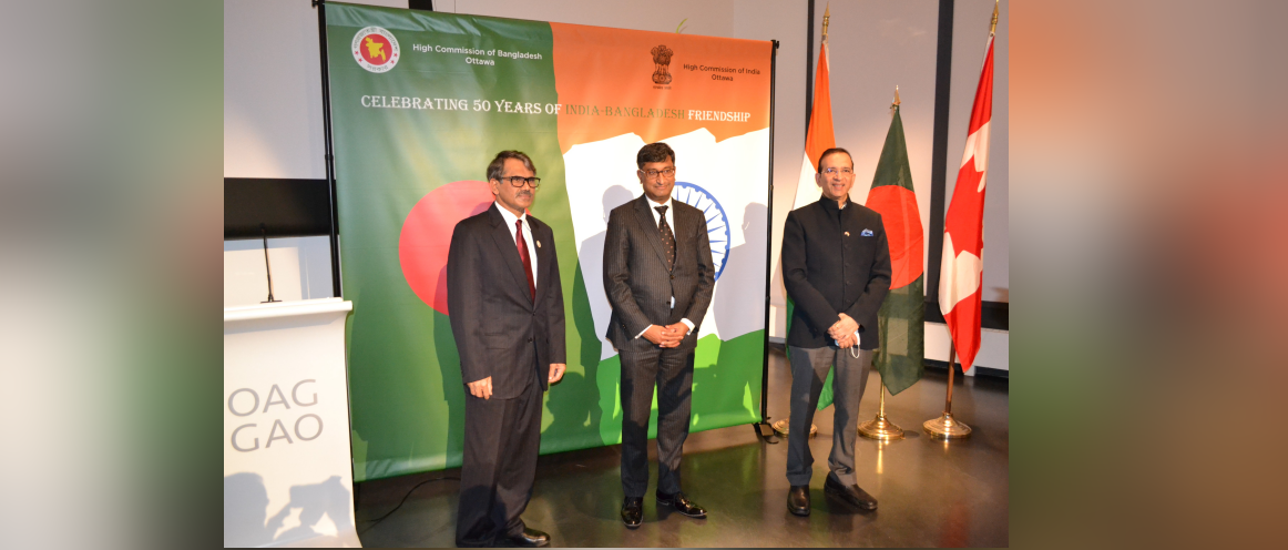  Maitree Diwas 2021
High Commissioner Ajay Bisaria with Mr. Paul Thoppil, Assistant Deputy Minister, Global Affairs Canada and High Commissioner Dr. Khalilur Rahman 