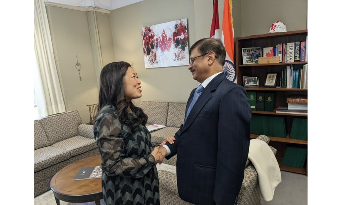  High Commissioner Shri Sanjay Kumar Verma called on the Honourable Mary Ng, 
Minister of International Trade, Export Promotion, Small Business and Economic Development (30 Jan 2023)