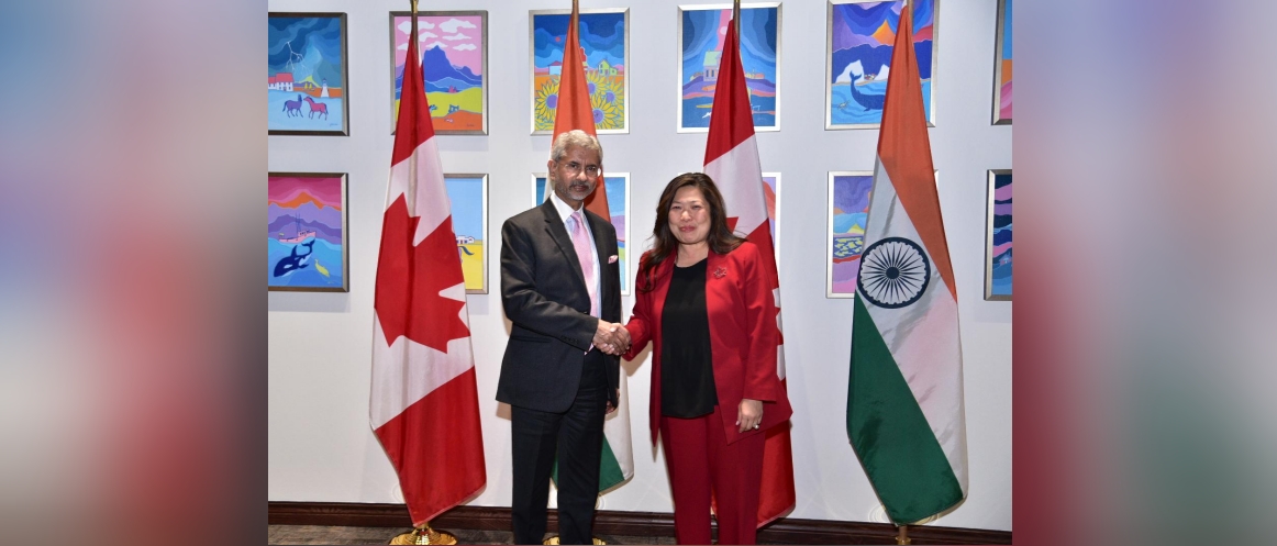  EAM also had a meeting with Canadian Minister of Small Business and Export Promotion, Ms. Mary Ng during his visit on Dec 19, 2019.